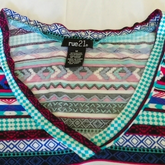 Rue21 Tops - RUE 21 TEE